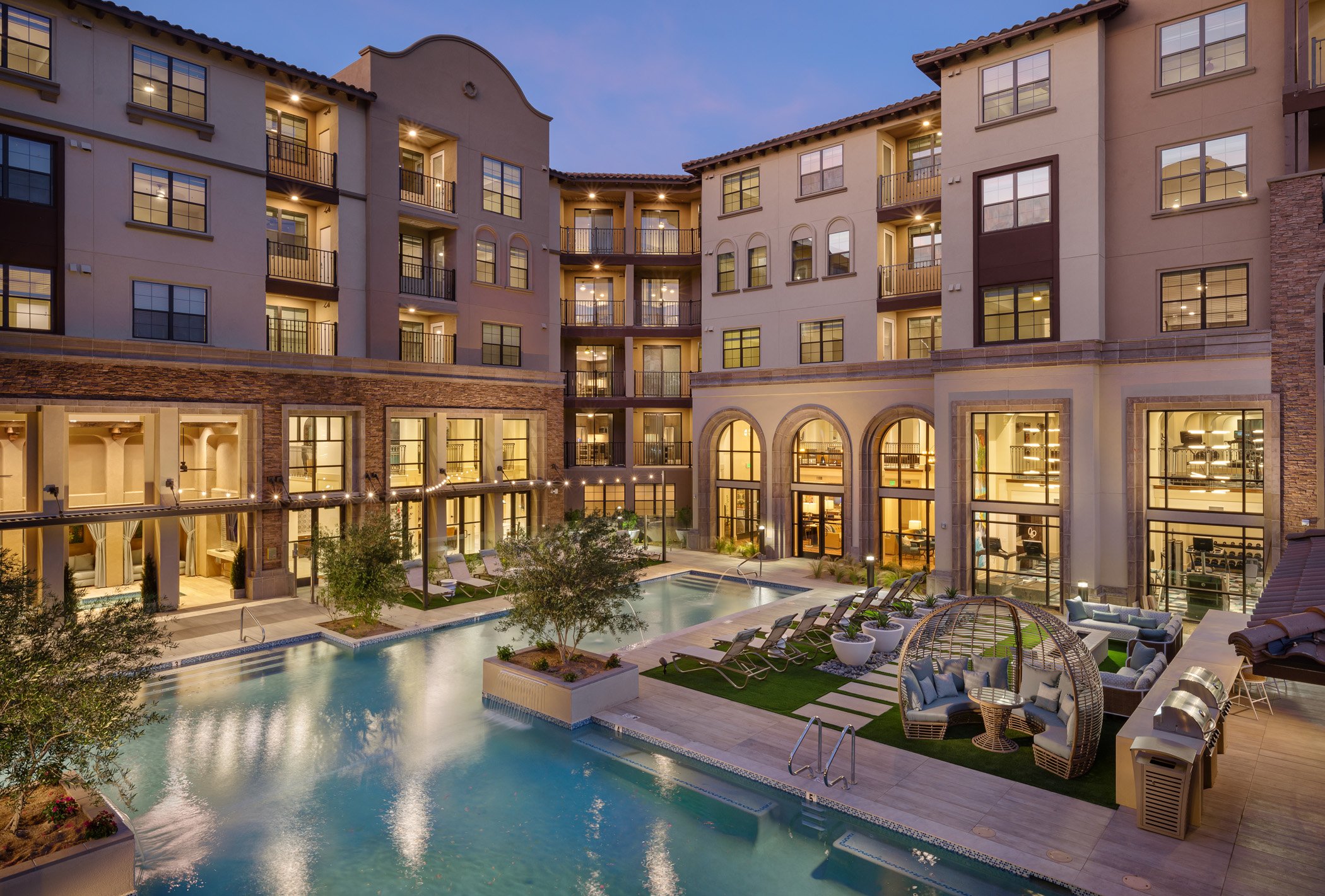 McShane Completes 286-unit Multi-Family Development in Scottsdale